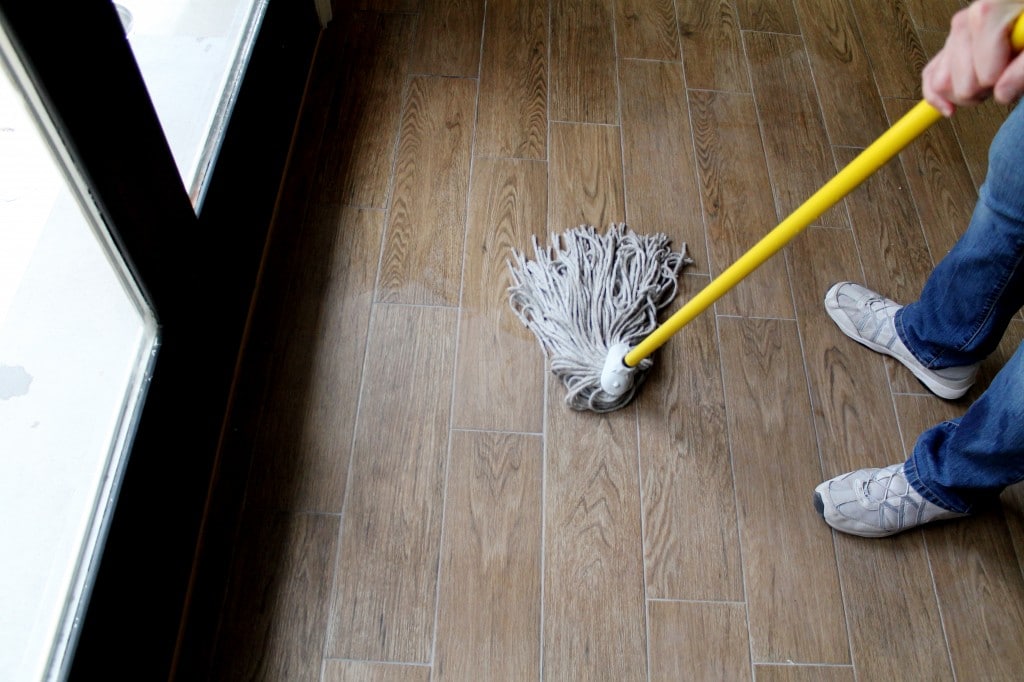 Removing Grout Haze The Easy Way, How To Clean Porcelain Tile After Installation