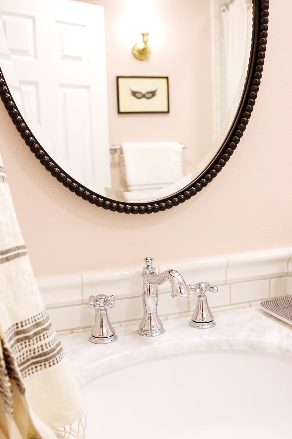 Bathroom Hardware and Bathroom Accessories, Is There a Difference?