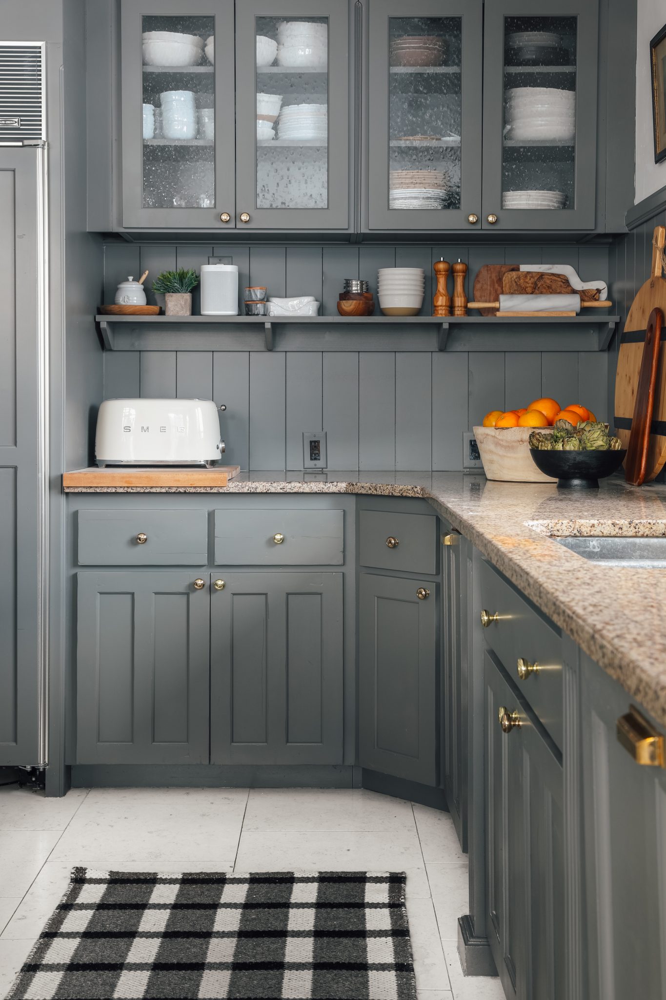 25 Farmhouse Kitchens You Ll Want To Copy Now