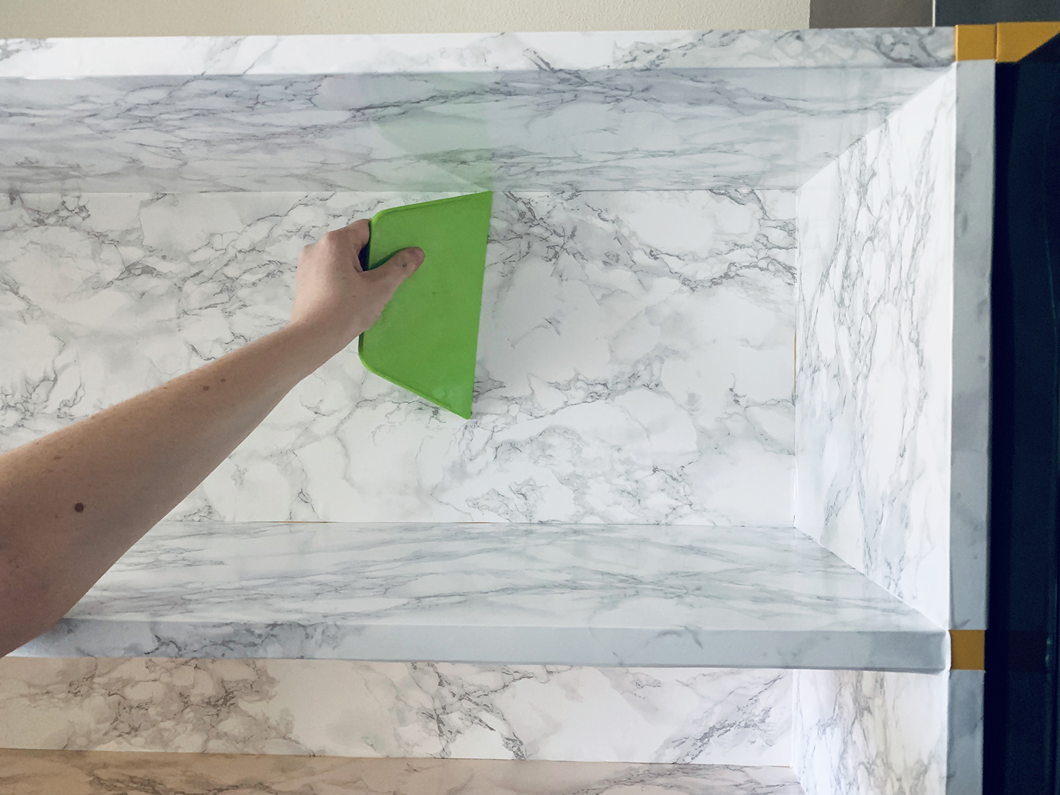 Renter DIY: Adding Marble Contact Paper to Open Shelves - Chris Loves Julia
