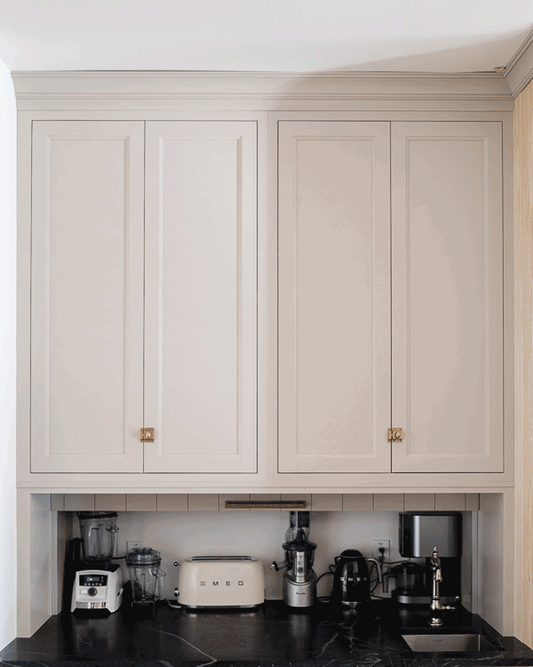 Kitchen Appliance Lift, White