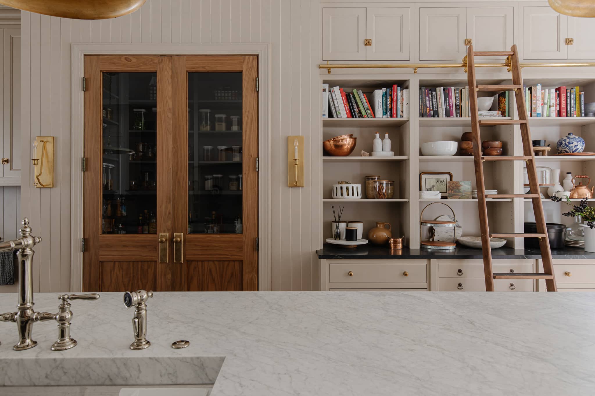 Marble Countertop Restoration: Everything You Need to Know - Chris Loves  Julia